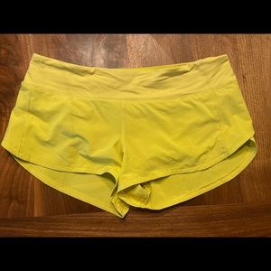 Lululemon Speed Up Shorts 2.5 inch, color: Soleil